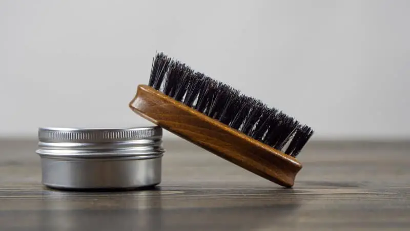 How to Wash and Clean a Beard Brush in 5 Steps