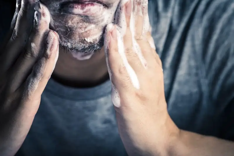 How to Shampoo Your Beard Properly