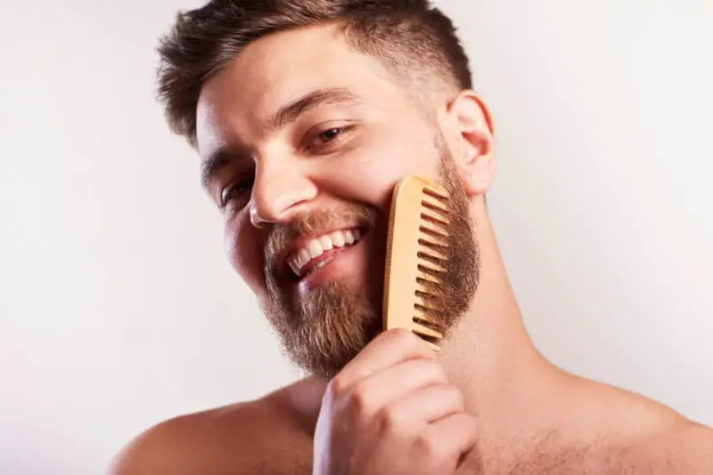 Beard Comb vs Regular Comb