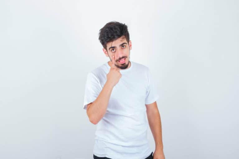 Why Do You Pull Your Beard Hair Out? And How To Avoid Doing It