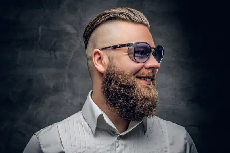 What Are The Best Beard Styles For Oblong Faces? 